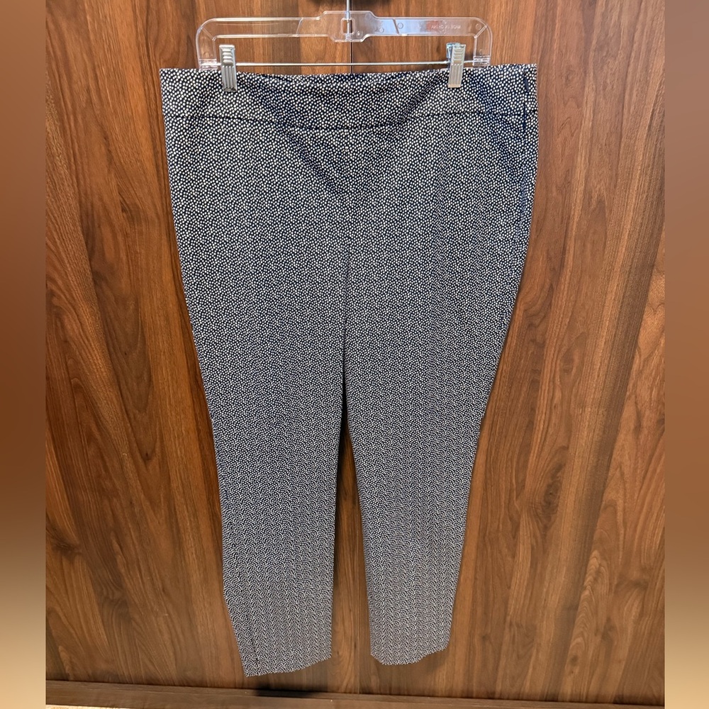 NWT Talbots Navy and White Polka Dot Chatham Ankle Pants, Size 14